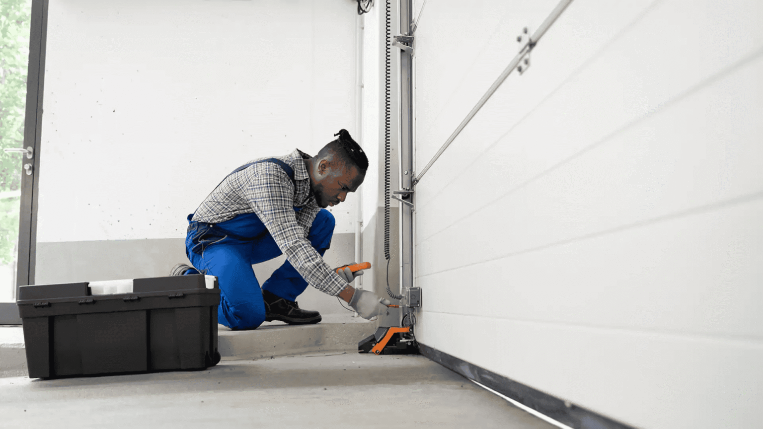 Quick Response Garage Door Repair in Rochester Hills, MI garage door repair Rochester Hills